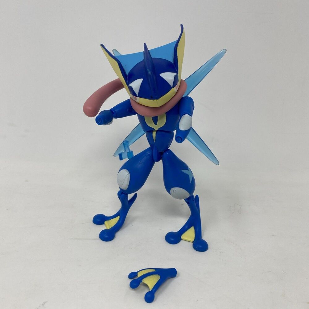 Pokemon Ash-Greninja 5" Action Figure Articulated Jointed TOMY